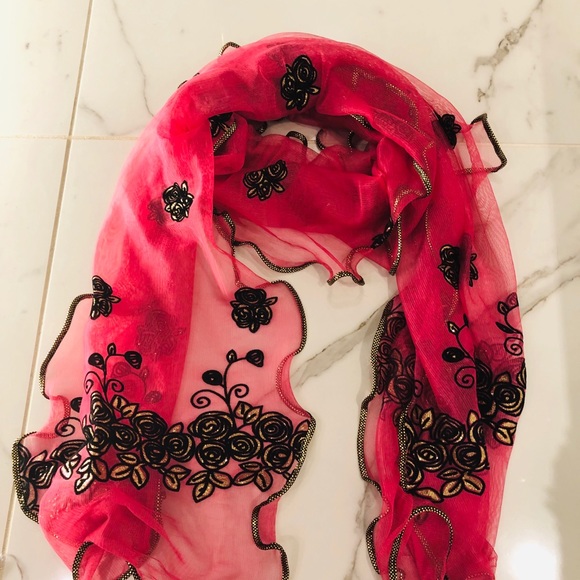 Buy three item .one free scarf 🧣👏🏻👏🏻 - Picture 14 of 15